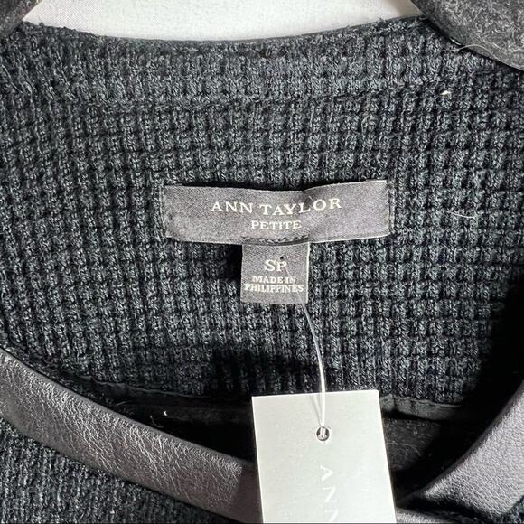 ANN TAYLOR Zippered Black Jacket NWT in Small Petite - Picture 2 of 6